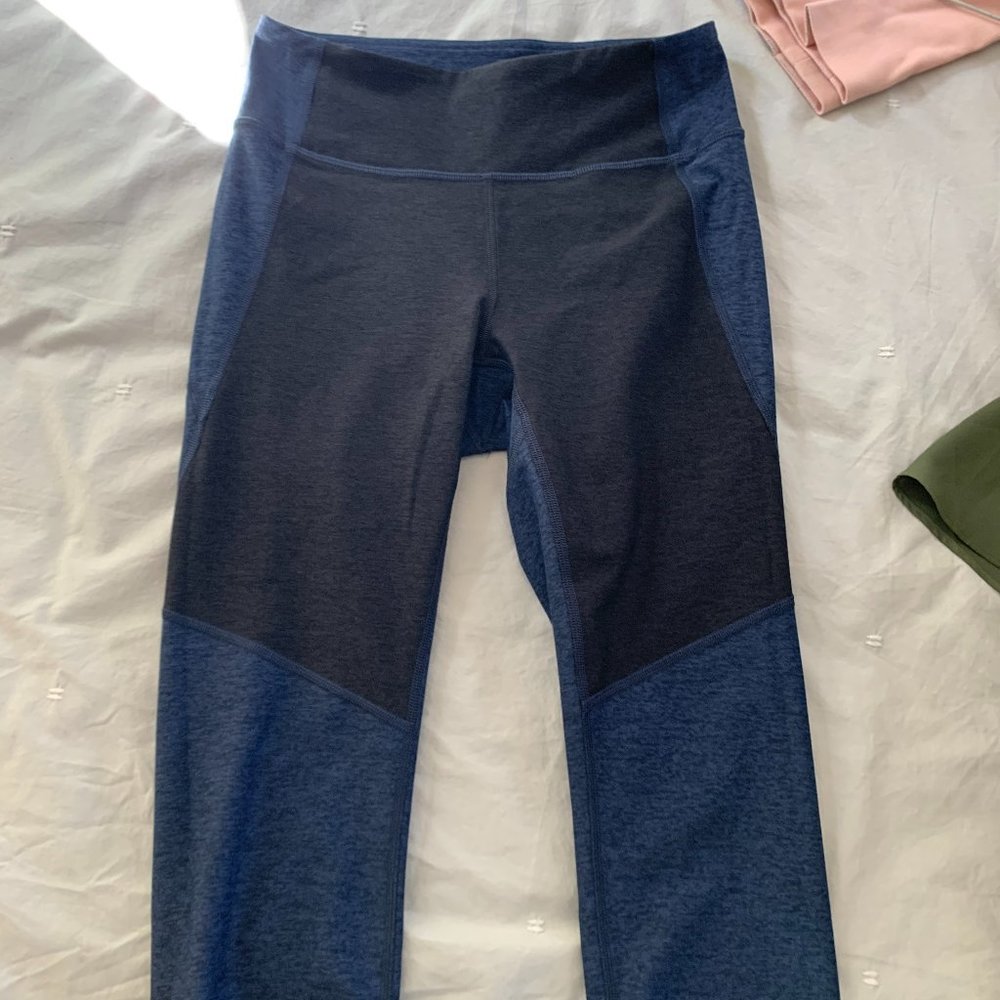 Outdoor Voices 3/4 leggings size small
